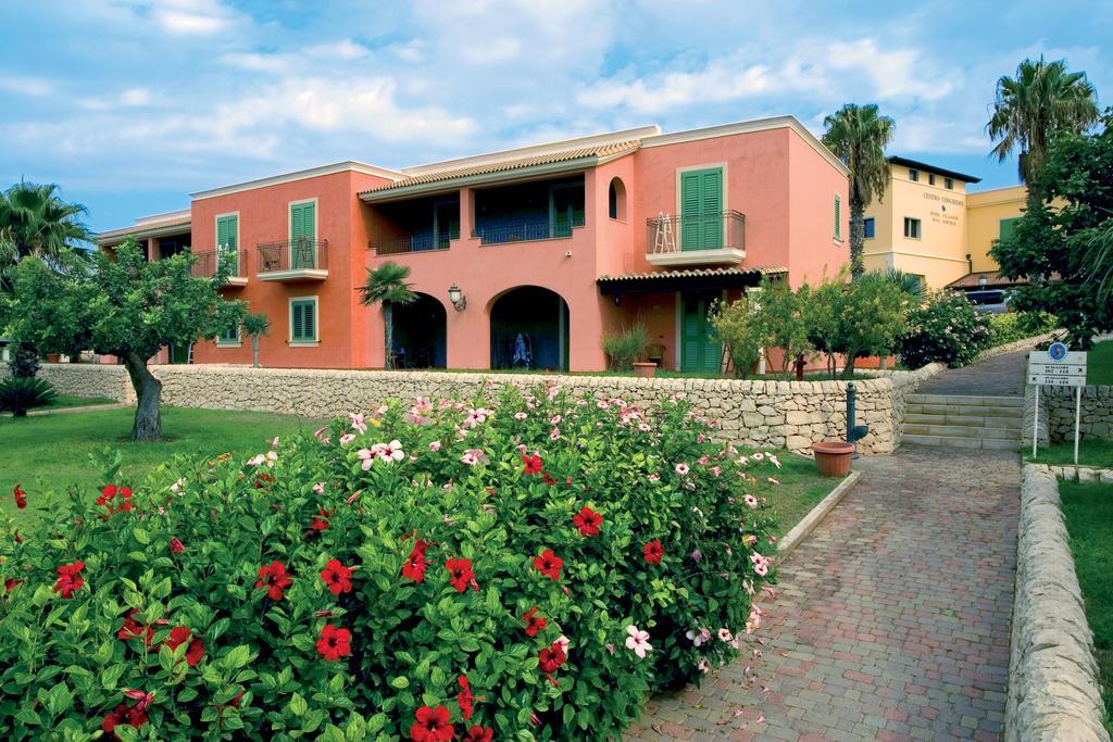Hotel Igv Club Baia Samuele Sampieri Exterior foto